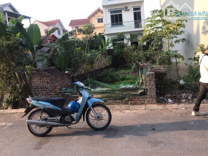 Bán gấp 50m2 đất Đông Dư ô tô đỗ cửa, giá đầu tư 4,4 tỷ - 2