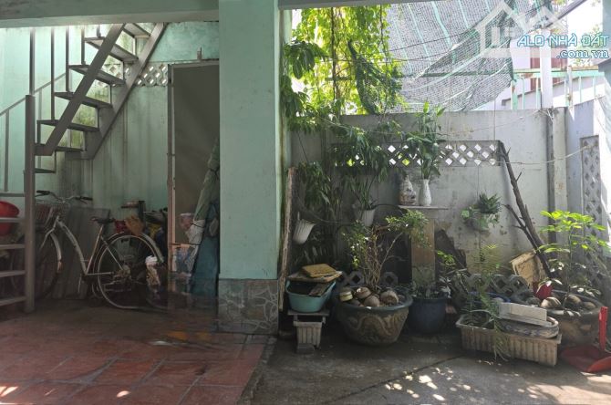 BÁN NHÀ 2 TẦNG + 150M2 NGANG KHỦNG 12M – HXH ĐƯỜNG 38, Q2 – GIÁ CHỈ 9,9TỶ - 2