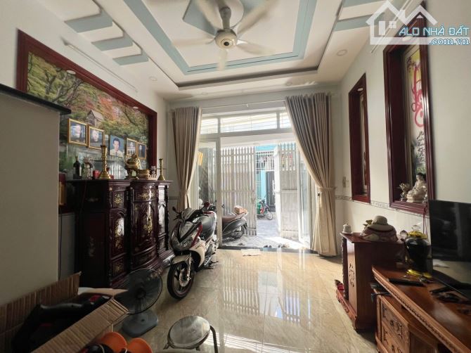 6.8 TỶ - NHÀ PHỐ 4 TẦNG, GẦN CAO ĐẲNG CÔNG THƯƠNG, PL.B QUẬN 9 - 2