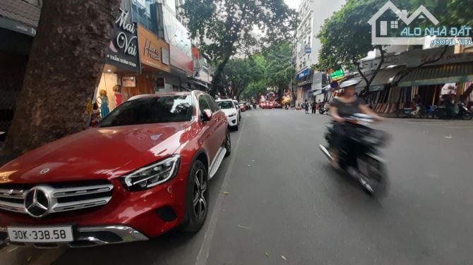 Bán Nhà Mặt Phố Quận 2 Bà Trưng 500m2T MT11m Vỉa Hè 1 SỔ 1 CHỦ 330 Tỷ Trần Xuân Soạn. - 2