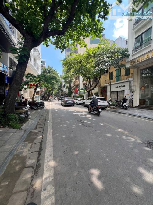 Siêu Phẩm 12 Tầng, 2 Hầm Mặt Phố Bùi Thị Xuân Hai Bà Trưng, DT 135M MT 7M, KD 320Tr/Tháng. - 2