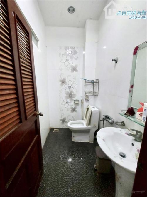 🏡 Bán nhà hẻm Nguyễn Tri Phương, Q.10, nở hậu, 9.x tỷ! - 2