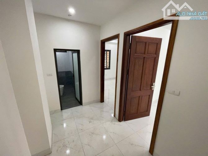 Xuân Đỉnh, Lô góc - gần oto - 45m2 - 5 tầng - mt 4.9 - 8.x tỷ ( có thương lượng ) - 3