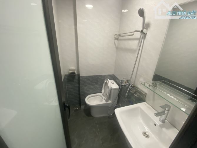 Bán Tòa Nhà Dịch Vụ Minh Khai 7 tầng, 102m2,Mt 6.5m, ô tô vào nhà. - 3