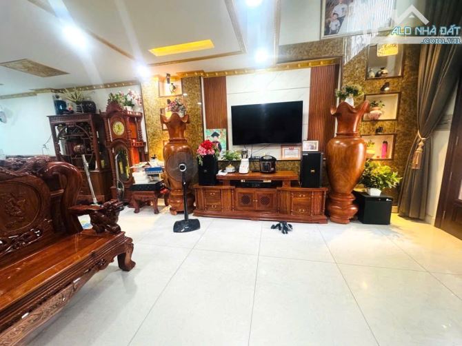 👉 NHÀ MỚI ĐẸP LUNG LINH - 5 TẦNG - TÂY THẠNH - TÂN PHÚ - 66M2 (4.7x14) 4PN, 6WC - 7.2 TỶ - 3
