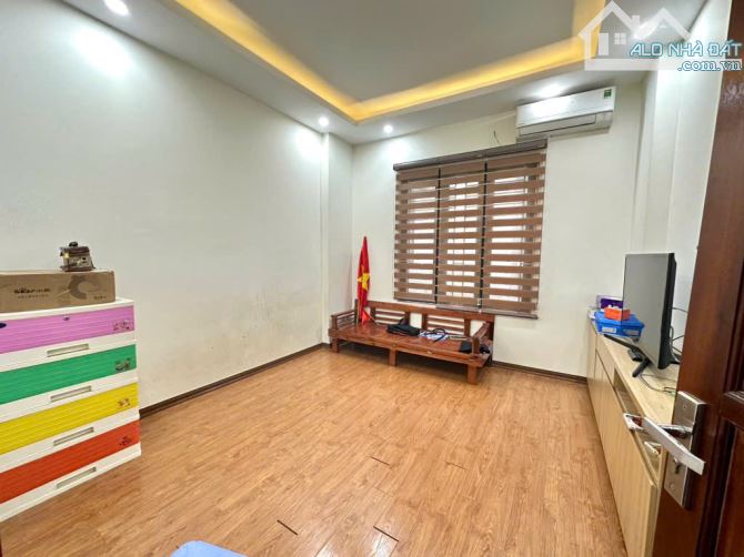 An Dương Vương, 5 Tầng, gần phố, Wiew nhà văn hóa, full nội thất, Chào  6.5 tỉ - 3