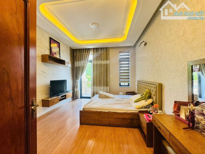 KDC Cổng 2 sân bay Biên Hoà.Quang Vinh.Nhà 1T2L 6x24m 145m sổ riêng. Đường 8m. Giá 10,8 tỷ - 3