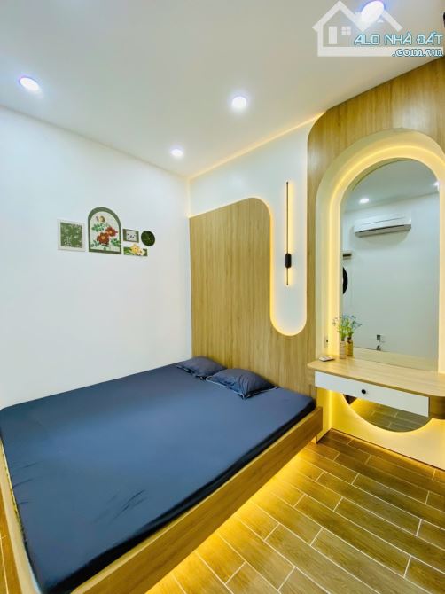 Bán gấp nhà mới xây,ngang 7m,hẻm xe hơi, sát bên Emart Phan Huy Ích, P.14,Gò Vấp - 3