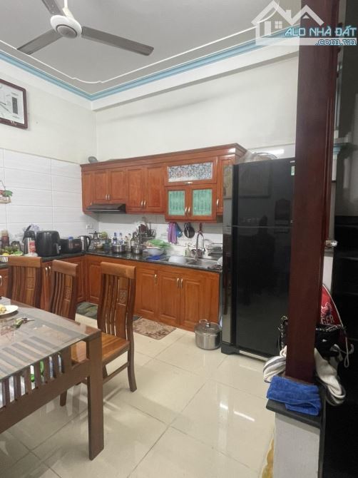 Bán nhà Kim Giang 50m2 5 tầng, mặt tiền 5m. Cực đẹp cực rẻ ,gần ôtô tránh, giá 7 tỷ - 3
