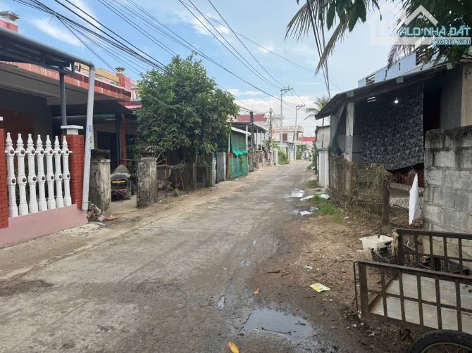 Cần bán lô đất 3 mặt tiền  181m2 biển bãi tắm Gành  dưa Tuy an - 3