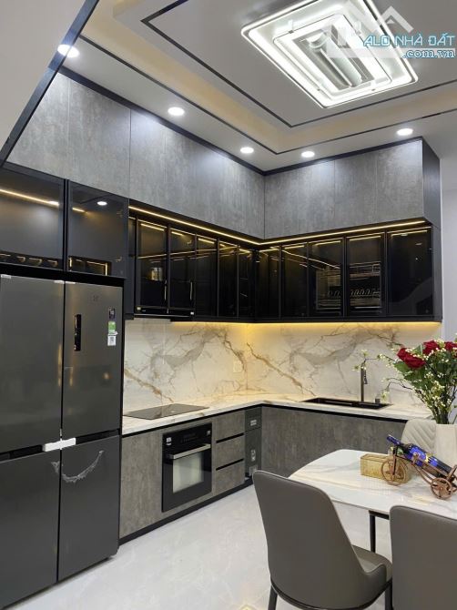 SIÊU PHẨM NHÀ CHUYÊN DÙNG 9 - PHÚ MỸ  - Q7. - 3