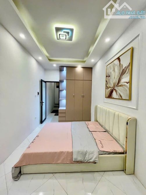 Bán nhà riêng Phố Minh Khai, Gần Bạch Mai - 27m2 x 5 Tầng 3 ngủ, ngõ thoáng rộng, sổ vuông - 3