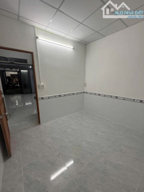 👊 Nhà gần chợ 26/3 1 trệt 1 lửng giá 3ty750 - 3