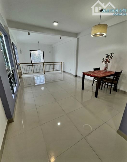 Mặt tiền Nguyễn Văn Luông CXPLD chợ Hồ Trọng Quý 64m2, 4 tầng mới tinh vào ở ngay chỉ 11t. - 3