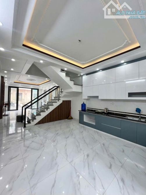 🆘🆘 Bán nhà xây độc lập 4 tầng ĐẸP TĐC Hồ Đá, Sở Dầu, Hồng Bàng. 4,68 tỷ - 3