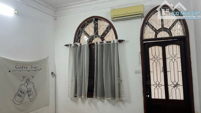 ĐỘI CẤN - BÁN ĐẤT TẶNG NHÀ - OTO ĐỖ CỬA VÀO NHÀ - BÀI ĐỖ SIÊU XE CỰC RỘNG - 3