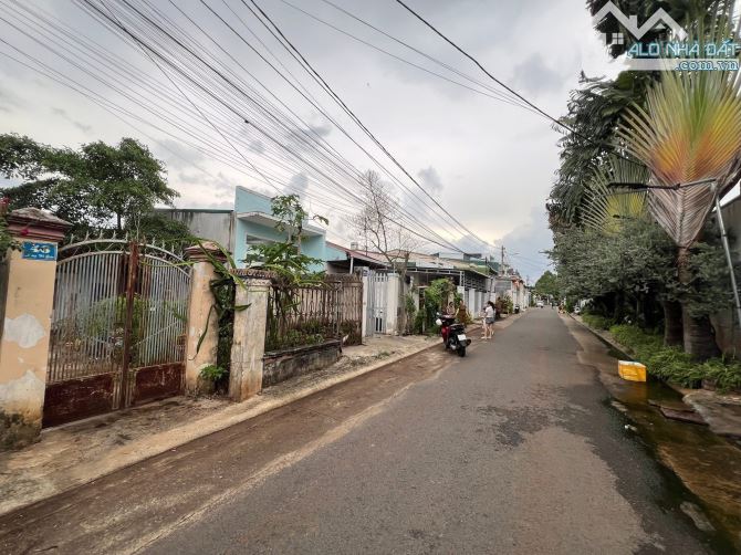 B.ÁN ĐẤT TRUNG TÂM BMT - TẶNG NHÀ CẤP 4 - ĐƯỜNG HỒ GIÁO - 3