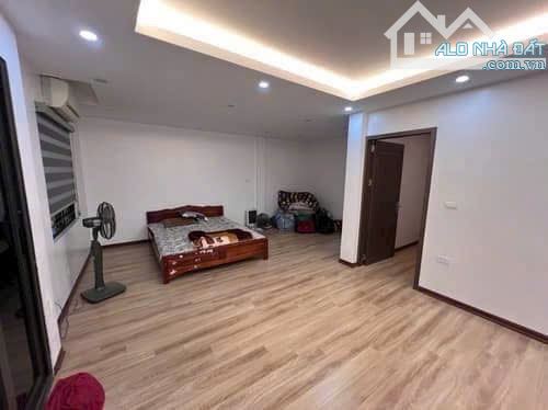Ngô Gia Tự - Nhà đẹp 51m2 dân xây 4 tầng, ngõ thông ô tô. Ở sướng - 3