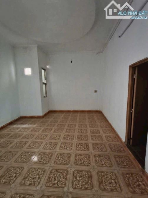 BÁN NHÀ 1 TRỆT 2 LẦU 171M2  MẶT TIỀN CHỢ ĐỒI AN BÌNH CHỈ 7.7 TỶ TL - 3