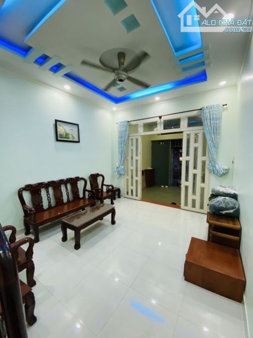 NHÀ 3 TẦNG MT ĐƯỜNG 8M, KDC SAIGON MỚI, NHỈNH 7 TỶ - 3