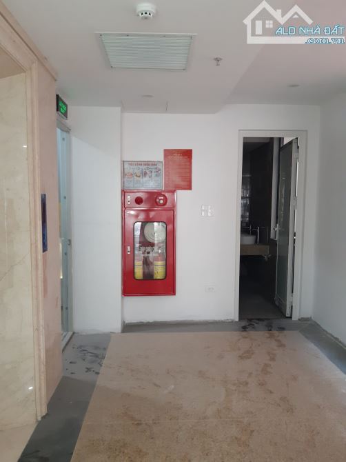 Bán nhà mặt phố Triệu Việt Vương, 140m2, 10 tầng 2 hầm, mặt tiền 7.2m, 159 tỷ, vỉa hè rộng - 3