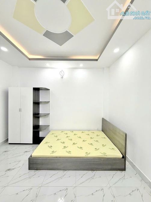 CHDV 8 phòng Q.3 - HXH Nam Kỳ Khởi Nghĩa - 70m2 - 5 tầng - 13.8 tỷ - dòng tiền 60tr/tháng - 3