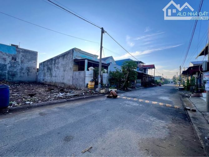 BÁN 125M2- GIÁ CHỈ 13 TRIỆU/M2 - GẦN KHU CÔNG NGHIỆP- GIÁ ĐẦU TƯ - ĐỨC HÒA- LONG AN - 4