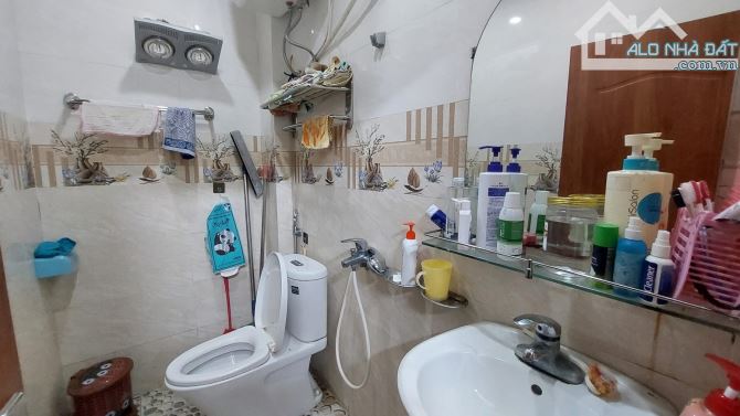 Bán Nhà Mặt Chợ Đôn, Lê Chân . Giá 7 tỷ , 3,5 tầng , 60m. - 4
