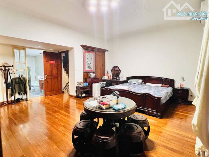 Bán nhà ngõ ô tô Linh Lang KD nhà hàng Diện tích 85m2, 4 tầng, mặt tiền 6,65m, giá 42,5 tỷ - 4