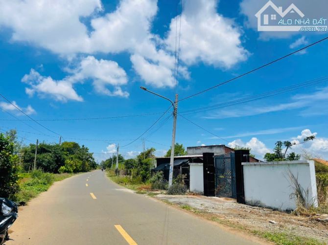 🍇Bán Lô Đất 9m Mặt tiền Đường Nam Kì Khởi Nghĩa TT Đất Đỏ - BRVT - TDT: 492m2 ( 9x52 ) th - 4