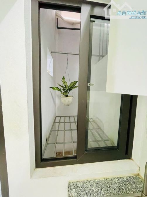 TRIỀU KHÚC THANH TRÌ CĂN HỘ DỊCH VỤ 8 TẦNG THANG MÁY DOANH THU 1,5 TỶ/ NĂM 80m 20 TỶ - 4