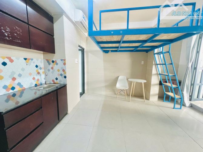 Phòng Ban Công Riêng_Full Nội Thất_Trống Sẵn_Ở Liền_Ngay gần chợ Tân Hương - 4