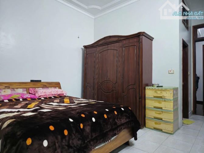 BÁN NHÀ PHÂN LÔ VÍP PHÙNG CHÍ KIÊN CẦU GIẤY 80M 6 TẦNG VỈA HÈ ÔTÔ TRÁNH GIÁ 28 TỶ - 4