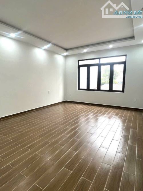 Bán nhà 3 tầng tại đường Máng Nước , An Đồng , An Dương Giá 3 ty 7 - 4