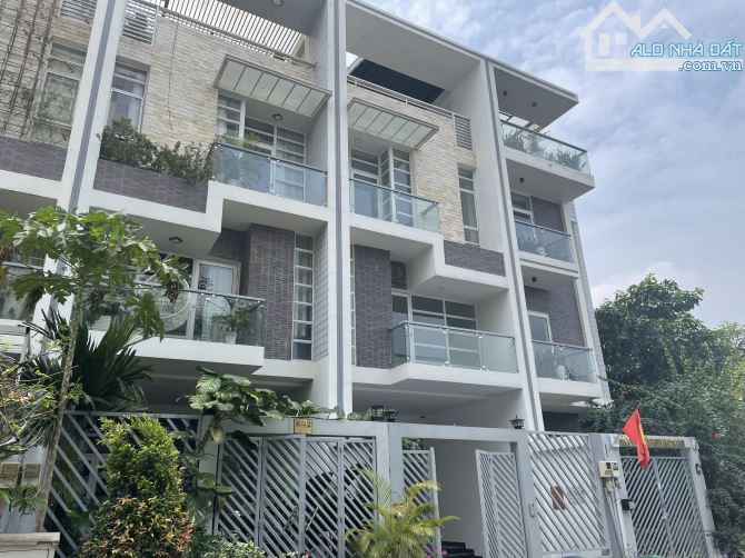 Nhà ngay Huỳnh tấn phát  Quận 7 - ven sông - 7.4x18 - Hầm trệt 3 lầu - 19,5 tỷ SHR - 4