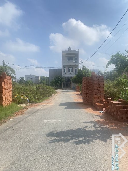 ĐẤT HẺM XE TẢI 8M - GẦN MẶT TIỀN NGUYỄN XIỂN - HÀNG XÓM VINHOME Q9 CÁCH CHỈ 300M - 4
