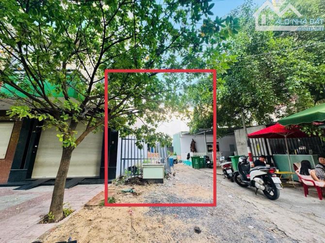 Bán Lô Đất P. Tân Hiệp, đối diện Cục Hải Quan Đồng Nai, cách đường Đồng Khởi 1 sẹc 20M - 4