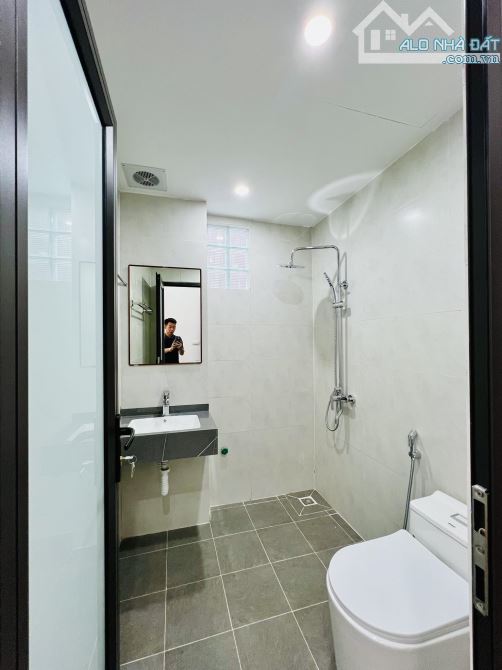 Chỉ 7 tỷ có ngay nhà Hồ Tùng Mậu nhà mới đẹp chỉ việc xách vali tới ở. DT40m2x5T. - 4