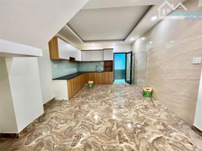 NHÀ 4 tầng Đường HÀ HUY GIÁP / P. Thạnh Lộc, Quận.12 dt 63m2 (4mx16m) Hẻm 12m  💵 5,6tỷ. - 4