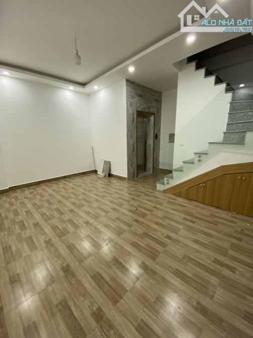 BÁN NHANH CĂN GÓC – Ô TÔ ĐỖ CỬA – 2 MẶT THOÁNG – KHU QUÂN ĐỘI – SỔ VUÔNG – GIÁ CHỈ 12.5 TỶ - 4