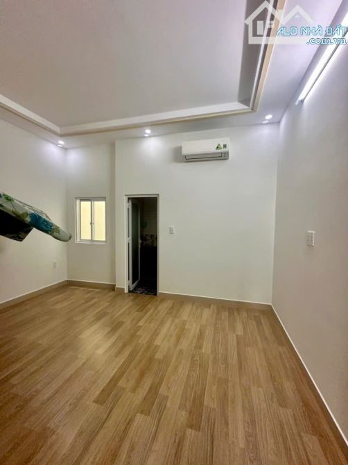 SIÊU PHẨM 3TẦNG MỚI ĐẸP,DT67M(4.5x15)NGAY VINCOME LÊ VĂN VIỆT QUẬN 9,HẺM XE HƠI,CHỈ 7.7TỶ - 4