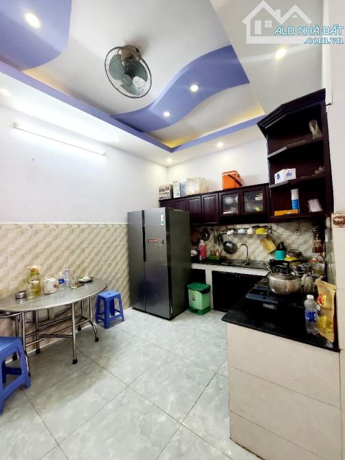 Bán nhà 4 tầng 7pn - 90m2 - 5x18 - Mặt tiền KD đường số 14, Lê Văn Quới - Bình Tân giáp TP - 5