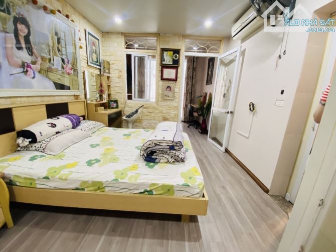 Cân bán nhà đẹp 2 mặt tiền khu phố Trần Khát Chân - 5