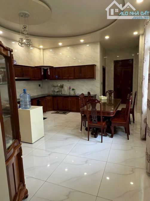 Biệt thự view sông xã Phước Lợi, Bến Lức dt 347m2 1 lầu 3pn 2wc giá 7 tỷ - 5