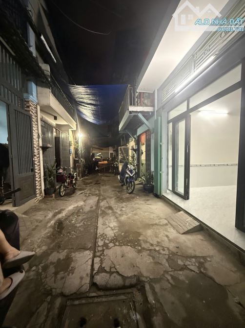 👊 Nhà gần chợ 26/3 1 trệt 1 lửng giá 3ty750 - 5