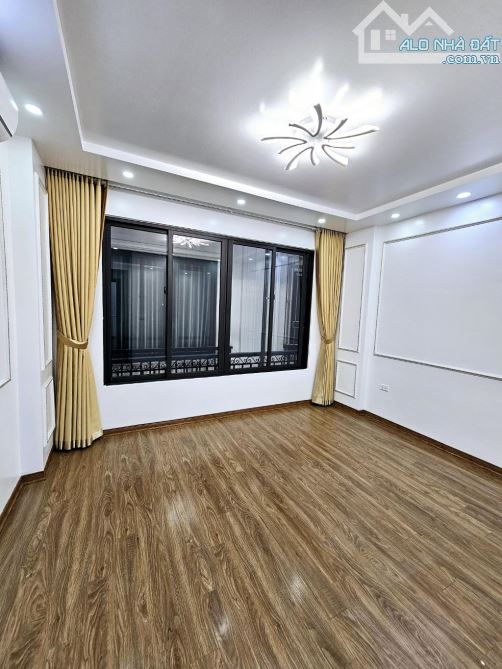 DUY NHẤT! Bán nhà riêng Trần Thái Tông 43m2 6 tầng - Lô góc - Mặt tiền rộng - Giá hợp lý - 5