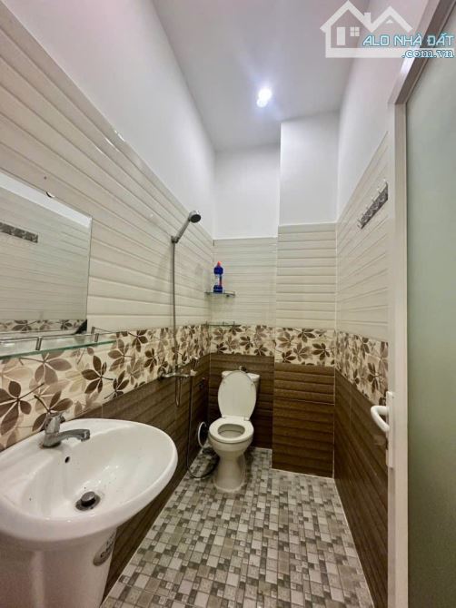 SIÊU PHẨM 3TẦNG MỚI ĐẸP,DT67M(4.5x15)NGAY VINCOME LÊ VĂN VIỆT QUẬN 9,HẺM XE HƠI,CHỈ 7.7TỶ - 5