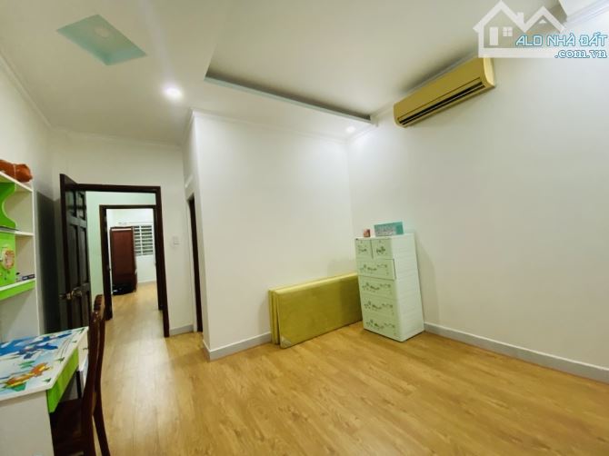 NHÀ 3 TẦNG MT ĐƯỜNG 8M, KDC SAIGON MỚI, NHỈNH 7 TỶ - 5