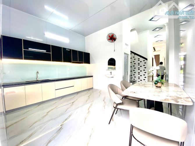 NHÀ TRỆT LẦU CÓ VIEW NHÌN RA SÔNG MÁT MẼ, GẦN ĐH FPT & NAM CẦN THƠ, BV NHI TP.CẦN THƠ - 5