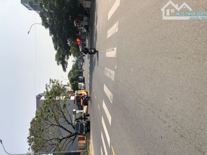 Bán lô đất đường 15m Kinh Dương Vương, dt:187.5m2 ngang 7,5m - gần biển Nguyễn Tất Thành - 1
